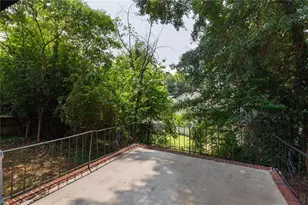 3230 Vanderbilt Ln NW, Atlanta, GA 30318 - Photo 32