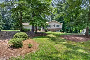 2868 Hickory Ln, Snellville, GA 30078 - Photo 2