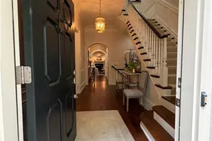 39 W Wesley Rd NW, Atlanta, GA 30305 - Photo 2