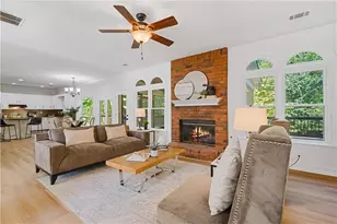 990 Allenbrook Ln, Roswell, GA 30075 - Photo 16