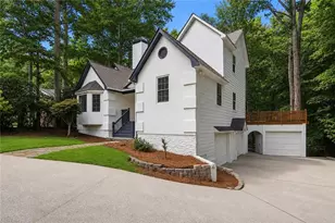 1406 The Ln, Lawrenceville, GA 30043 - Photo 2