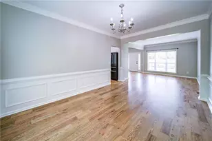 5715 Kennemore Dr, Alpharetta, GA 30004 - Photo 10