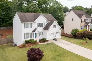 5715 Kennemore Dr, Alpharetta, GA 30004 - Photo 2