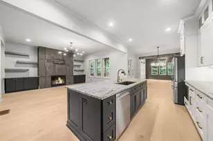 4095 Ashford Dunwoody Rd NE, Atlanta, GA 30319 - Photo 12