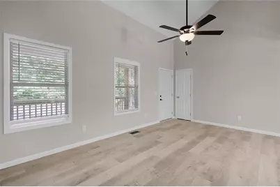 135 Holly Creek Drive, Chatsworth, GA 30705 - Photo 4