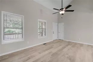 135 Holly Creek Dr, Chatsworth, GA 30705 - Photo 4