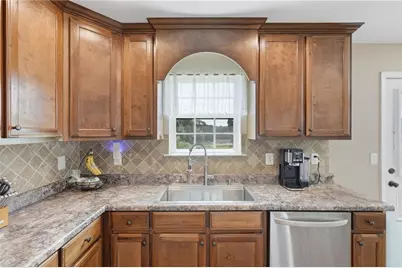 8241 Mountain Glen Drive, Clermont, GA 30527 - Photo 10