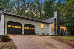 4380 Cary Dr SW, Snellville, GA 30039 - Photo 4