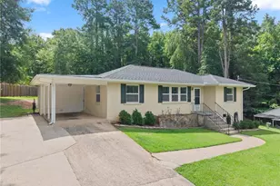 47 Cherokee Blvd, Toccoa, GA 30577 - Photo 2