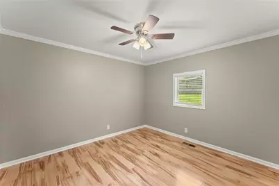 47 Cherokee Boulevard, Toccoa, GA 30577 - Photo 22