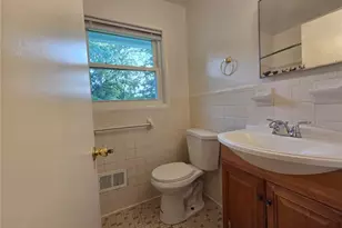 762 Lancelot Dr, Norcross, GA 30071 - Photo 16