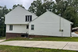 4205 Loftwood Dr, Cohutta, GA 30710 - Photo 4