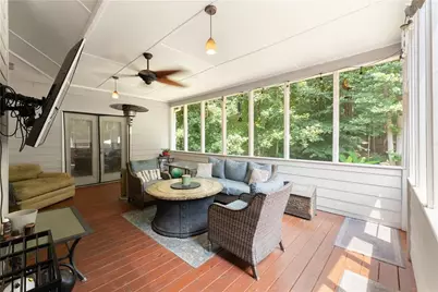 5022 Oak Farm Way Way, Flowery Branch, GA 30542 - Photo 10