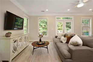 5010 Manchester Cir, Roswell, GA 30075 - Photo 10