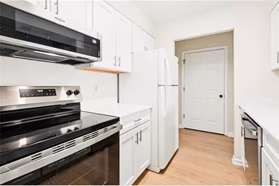 300 Johnson Ferry Road NE #B1007, Sandy Springs, GA 30328 - Photo 6