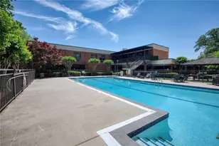 300 Johnson Ferry Road NE, Sandy Springs, GA 30328 - Photo 30