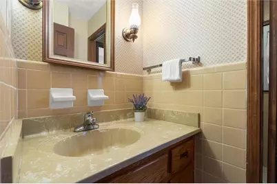 2932 Village Drive, Marietta, GA 30062 - Photo 24