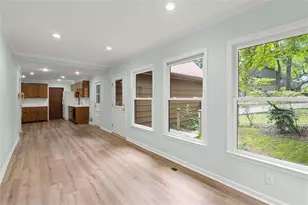 2932 Village Dr, Marietta, GA 30062 - Photo 16