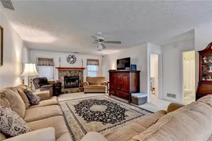 940 Willow Springs Ct, Loganville, GA 30052 - Photo 2