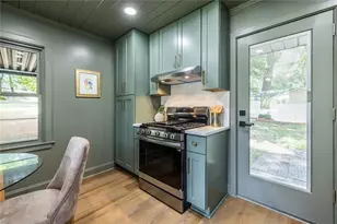 1802 La Dawn Ln NW, Atlanta, GA 30318 - Photo 12