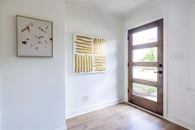 1802 La Dawn Lane NW, Atlanta, GA 30318 - Photo 4