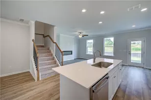 3651 Donovan Cir, Loganville, GA 30052 - Photo 14
