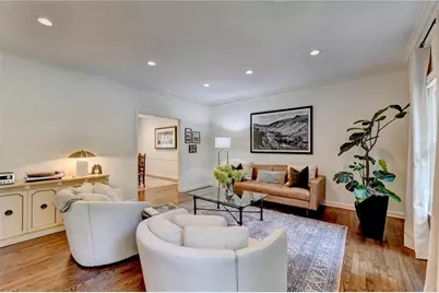 585 Cambridge Way, Sandy Springs, GA 30328 - Photo 10