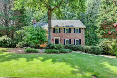 585 Cambridge Way, Sandy Springs, GA 30328 - Photo 2