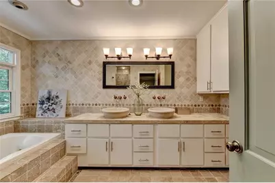 585 Cambridge Way, Sandy Springs, GA 30328 - Photo 40