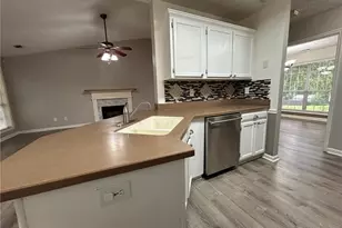 113 Timberwood Dr, Stockbridge, GA 30281 - Photo 12