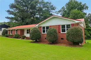 139 Bruce Ct, Dallas, GA 30157 - Photo 2