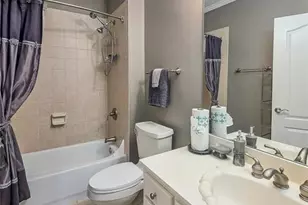 8190 Nesbit Ferry Rd, Sandy Springs, GA 30350 - Photo 32
