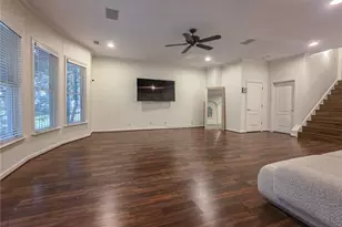8190 Nesbit Ferry Rd, Sandy Springs, GA 30350 - Photo 38