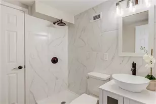 154 Huston Dr, Lawrenceville, GA 30044 - Photo 14