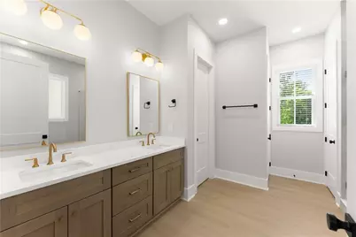 5019 Nichols Drive, Flowery Branch, GA 30542 - Photo 22