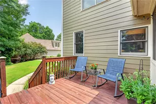 209 Amberleigh Cir, White, GA 30184 - Photo 8