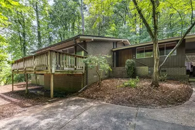 4961 Rebel Trail, Atlanta, GA 30327 - Photo 4