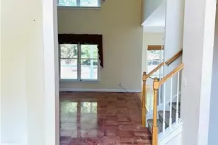 811 Valley Dr, Canton, GA 30114 - Photo 2