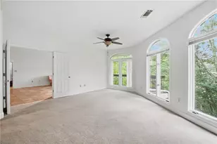 5350 Brooke Ridge Dr, Dunwoody, GA 30338 - Photo 16