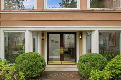 5350 Brooke Ridge Drive, Dunwoody, GA 30338 - Photo 2