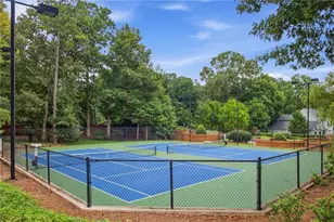 5350 Brooke Ridge Dr, Dunwoody, GA 30338 - Photo 22