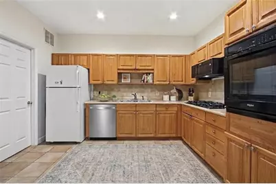 5350 Brooke Ridge Drive, Dunwoody, GA 30338 - Photo 10