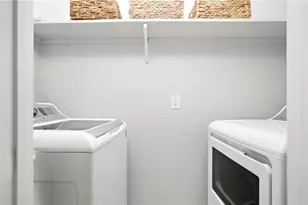 44 Mt Vernon Cir, Sandy Springs, GA 30338 - Photo 14