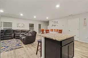 186 Brasch Park Dr, Grantville, GA 30220 - Photo 6