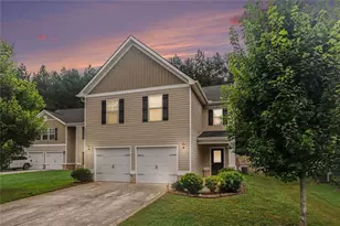 186 Brasch Park Dr, Grantville, GA 30220 - Photo 2