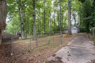 4642 Bartlett Rd, Forest Park, GA 30297 - Photo 20
