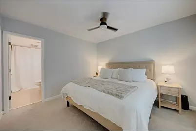13 Ivy Square NE, Atlanta, GA 30342 - Photo 24