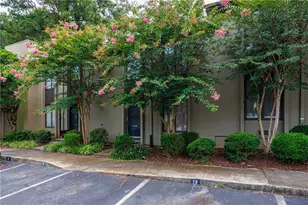 13 Ivy Square Northeast, Atlanta, GA 30342 - Photo 34