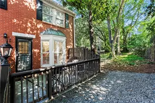 101 Defoors Mill Dr NW, Atlanta, GA 30318 - Photo 22