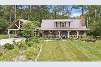 938 Waters Street W, Clarkesville, GA 30523 - Photo 2